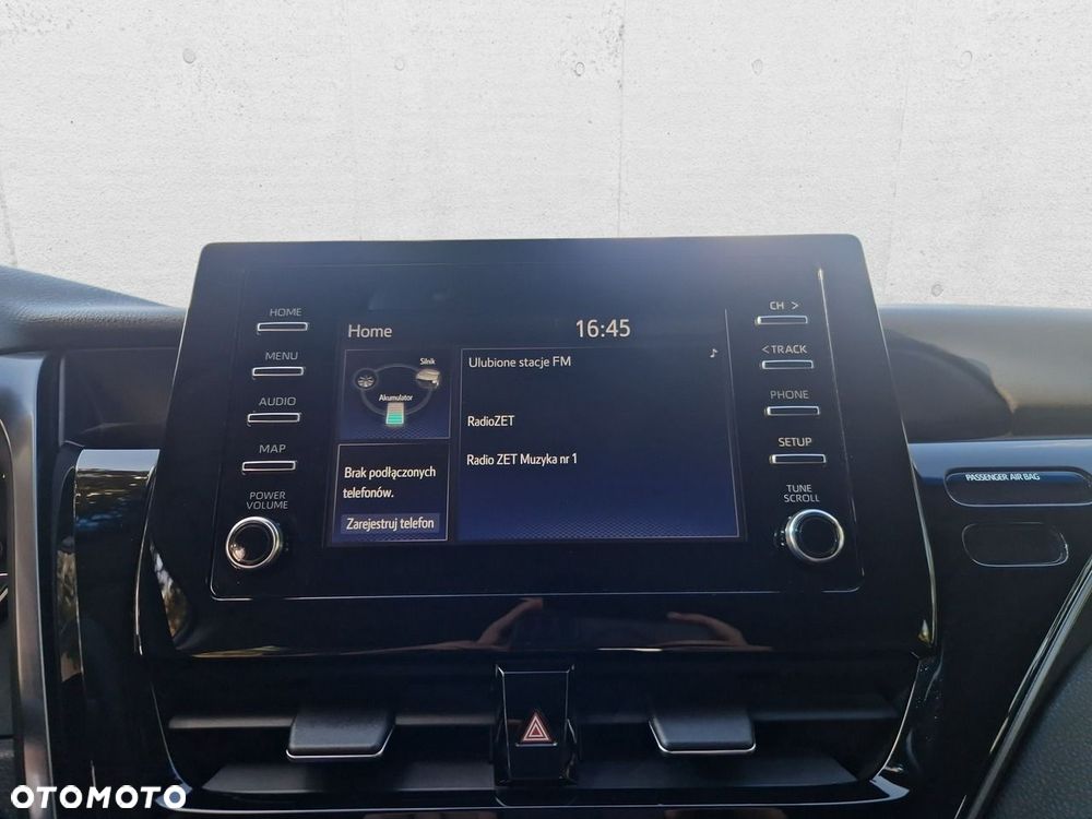 Toyota Camry - 20