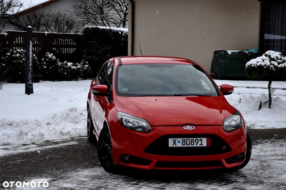 Ford Focus 2.0 EcoBoost ST mit Leder-Sport-Paket - 3