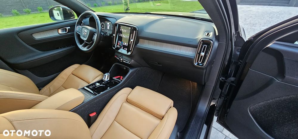 Volvo XC 40 B4 B AWD DKG Inscription - 21