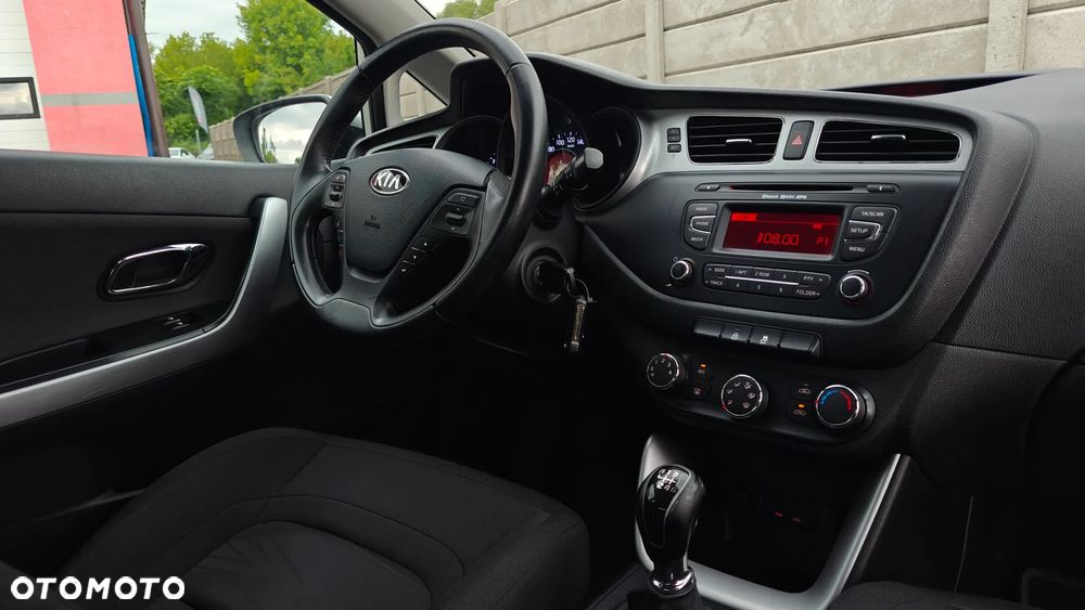Kia Ceed Cee'd 1.4 CRDi M - 34