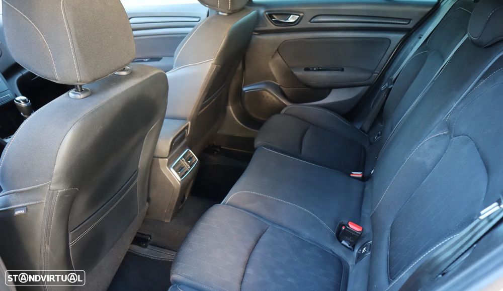 Renault Mégane Sport Tourer 1.5 Blue dCi Limited J17 - 5