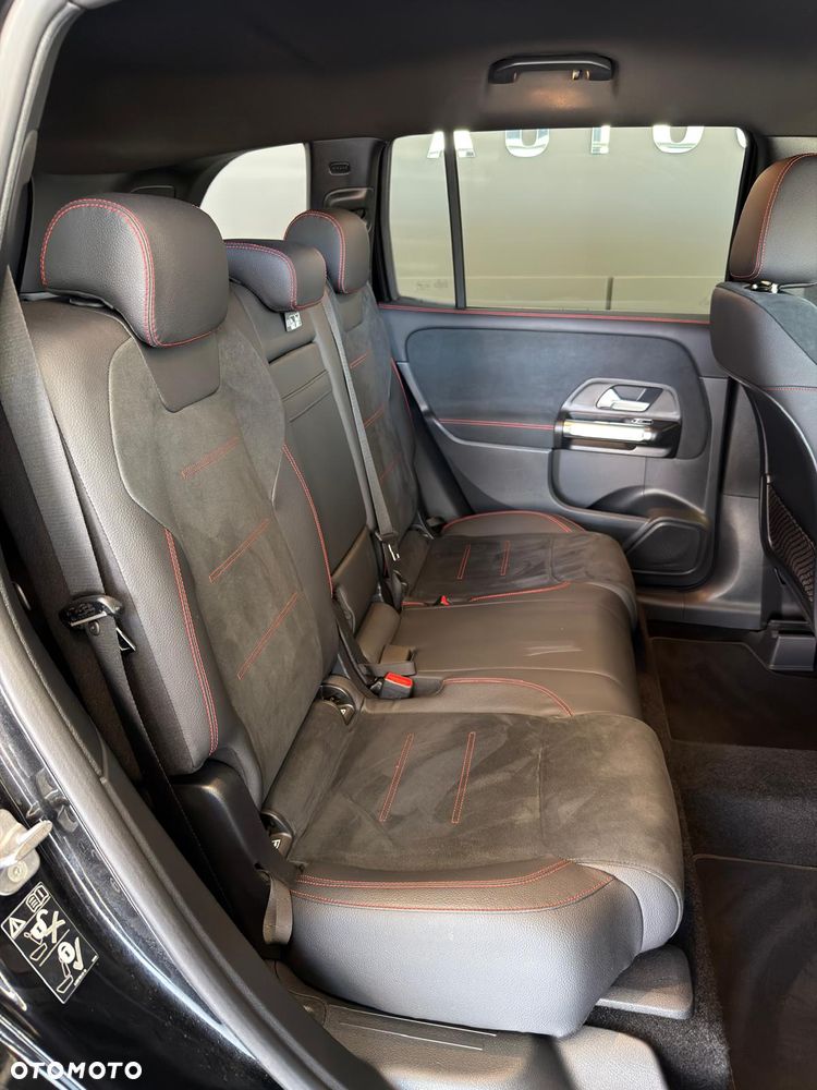 Mercedes-Benz GLB 200 mHEV AMG Line 7G-DCT - 13