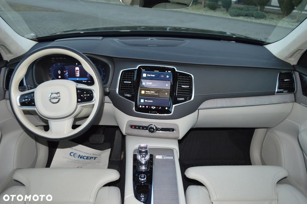 Volvo XC 90 B5 D AWD Core 7os - 17