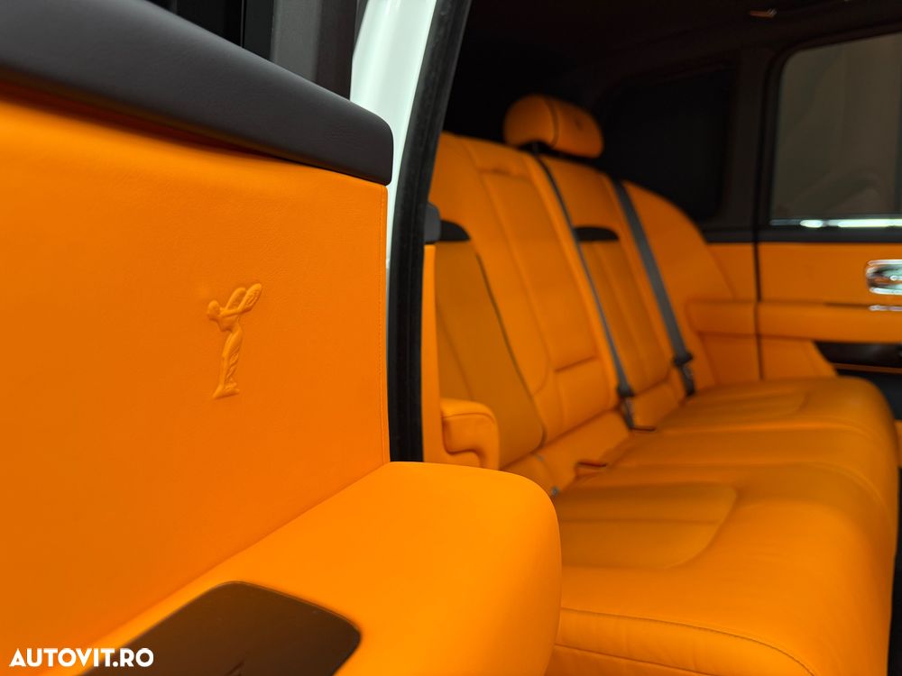 Rolls-Royce Cullinan - 18