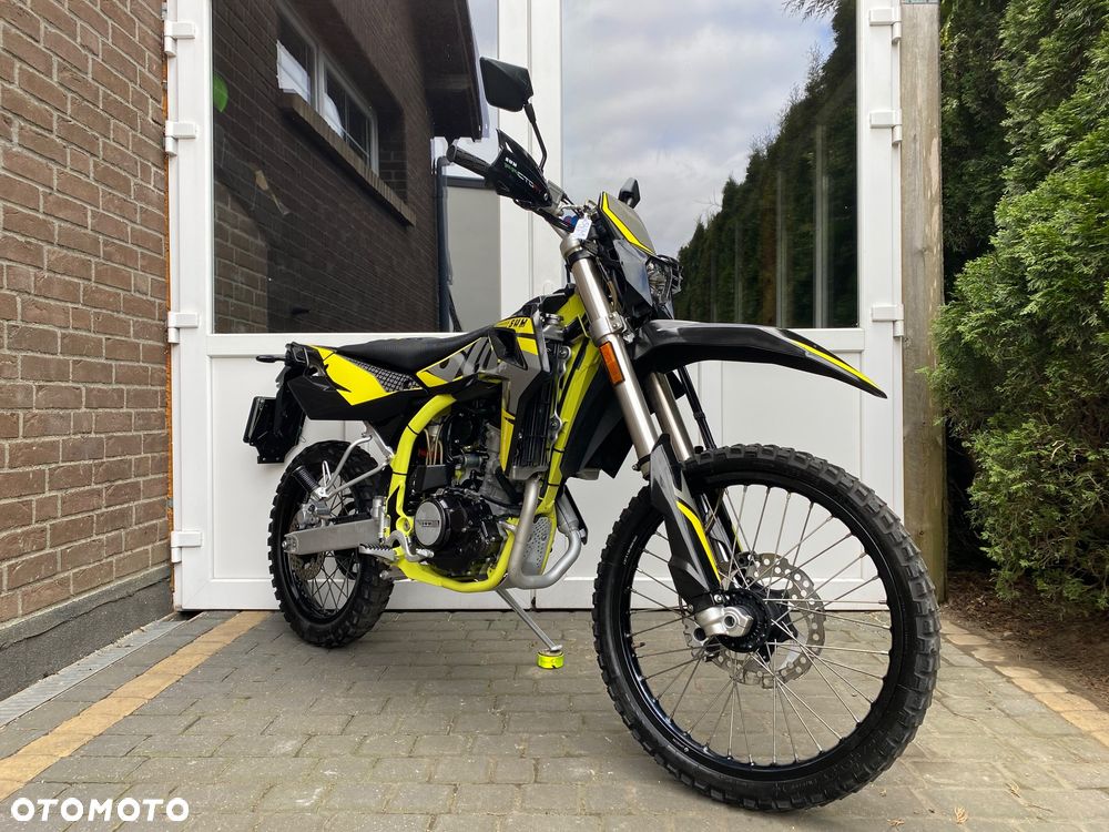 SWM SM 125 R - 8