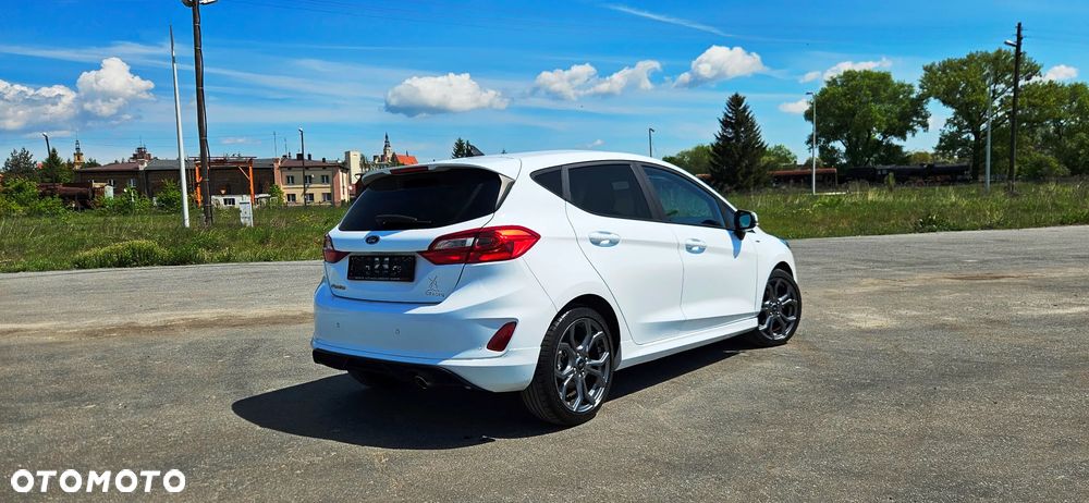 Ford Fiesta 1.1 S&S ST-LINE - 9