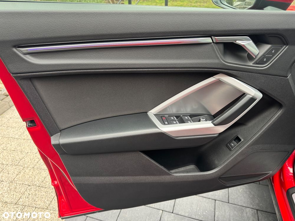 Audi Q3 40 TDI Quattro S Line S tronic - 14