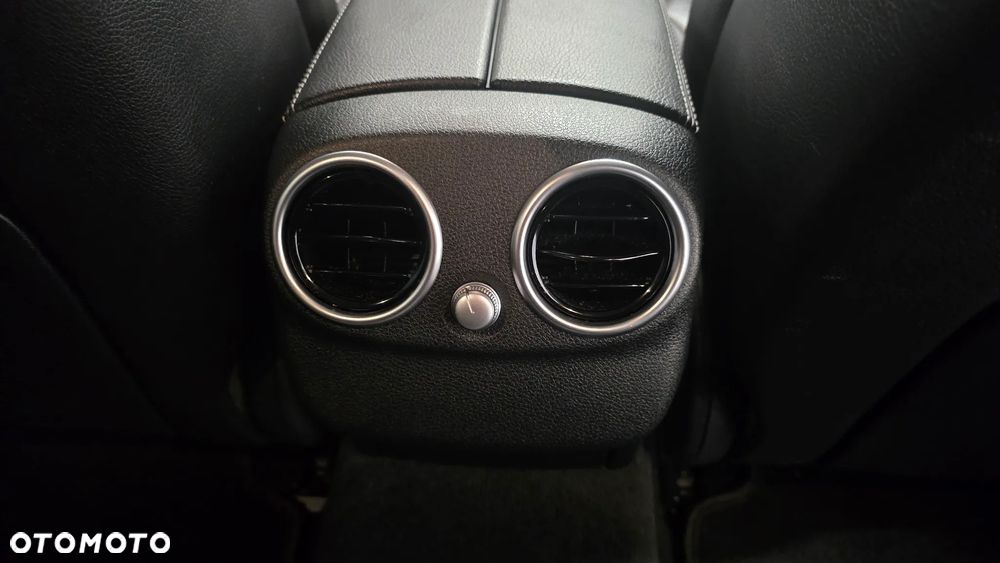 Mercedes-Benz Klasa C 220 d 9G-TRONIC Exclusive - 13