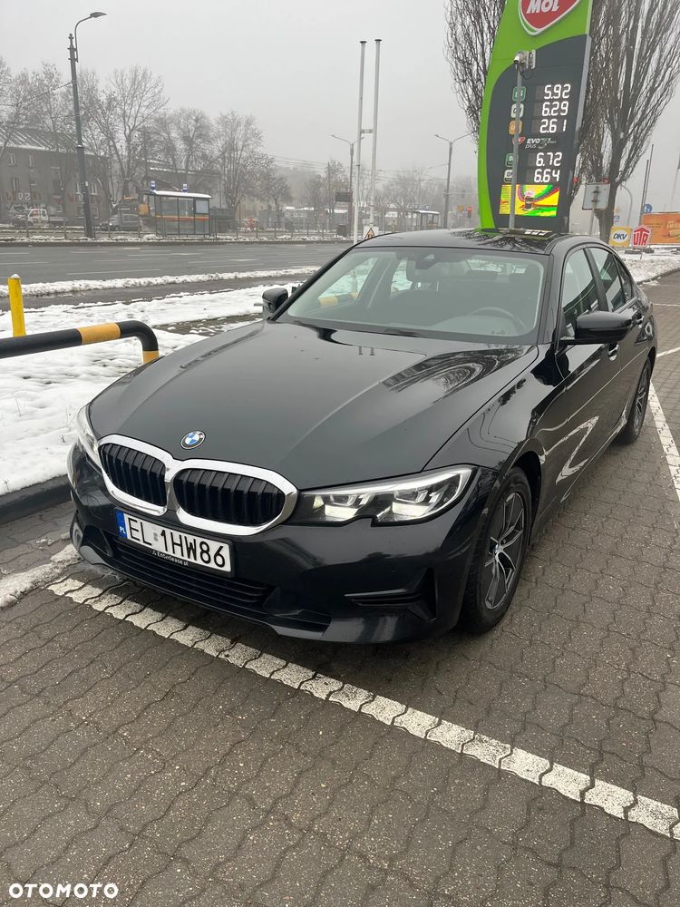 BMW Seria 3 318d - 2