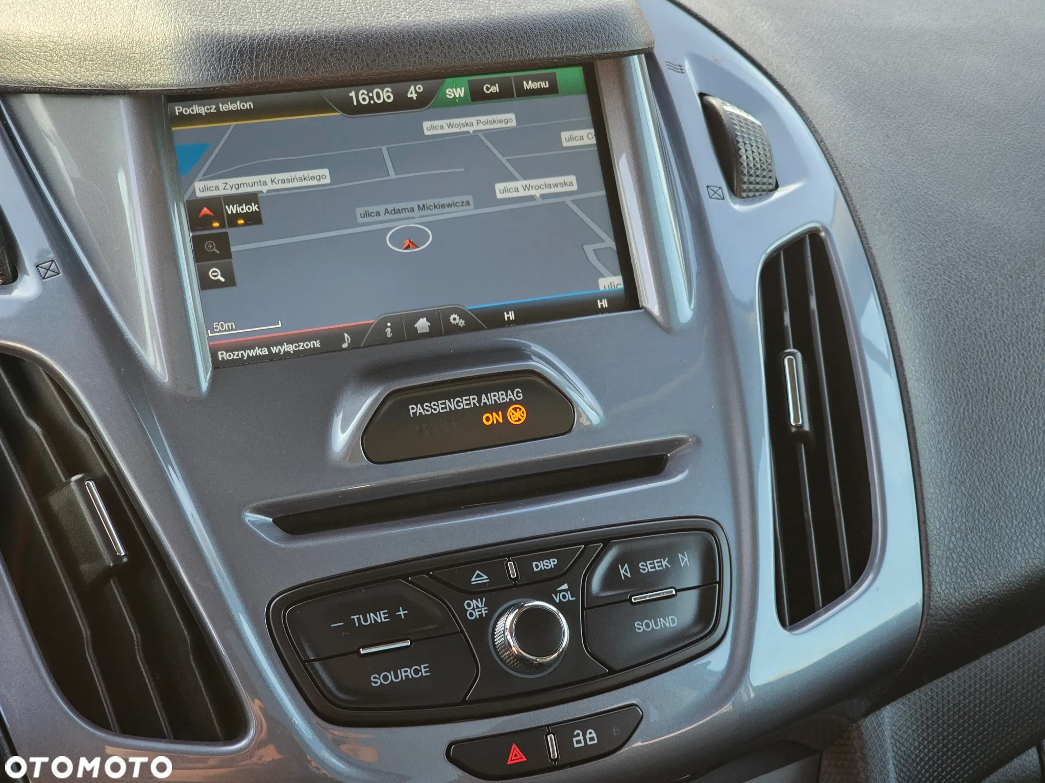 Ford Tourneo Connect Grand - 28