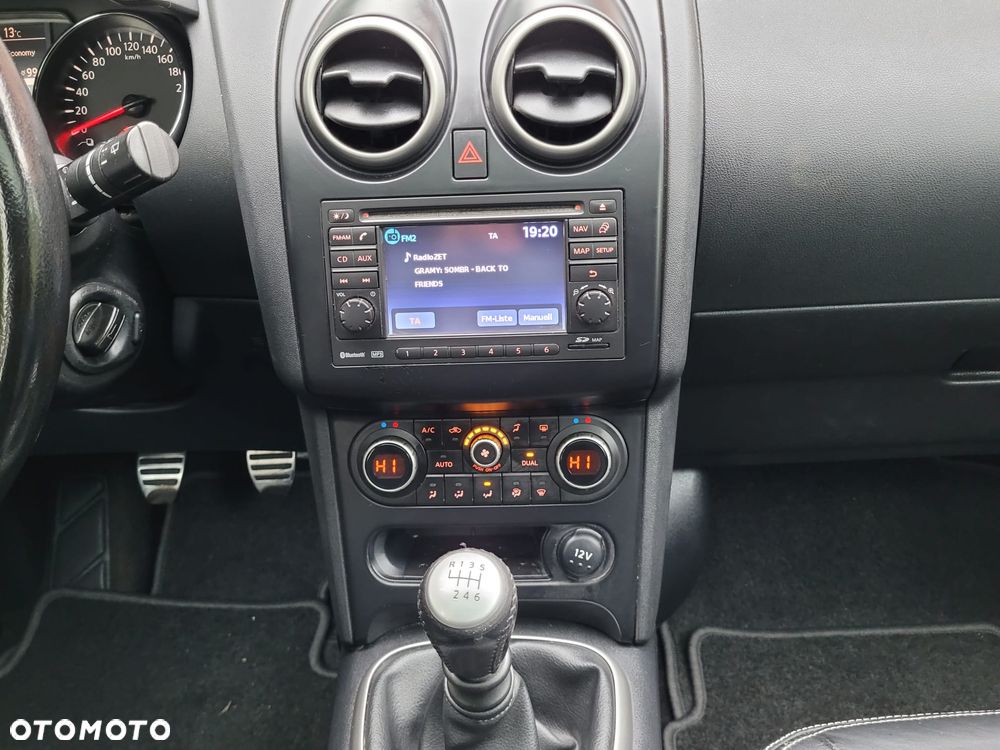 Nissan Qashqai 2.0 4x4 Tekna - 9