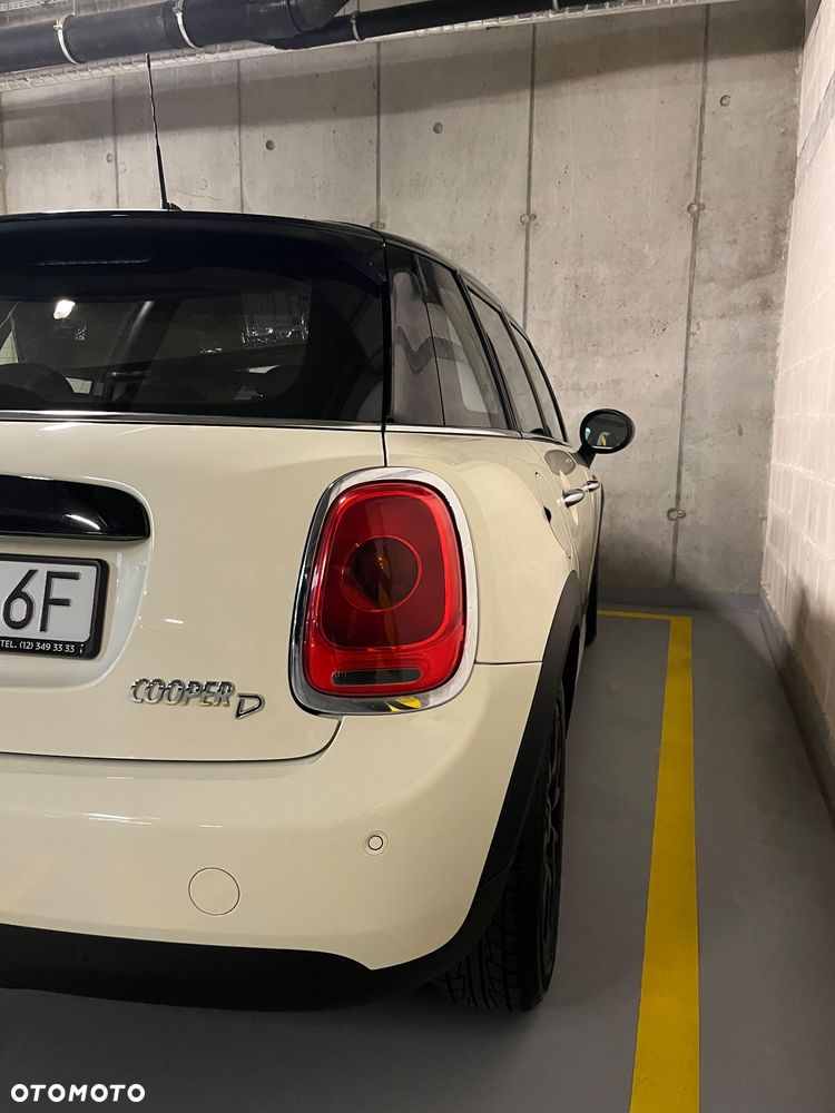 MINI Cooper D - 3