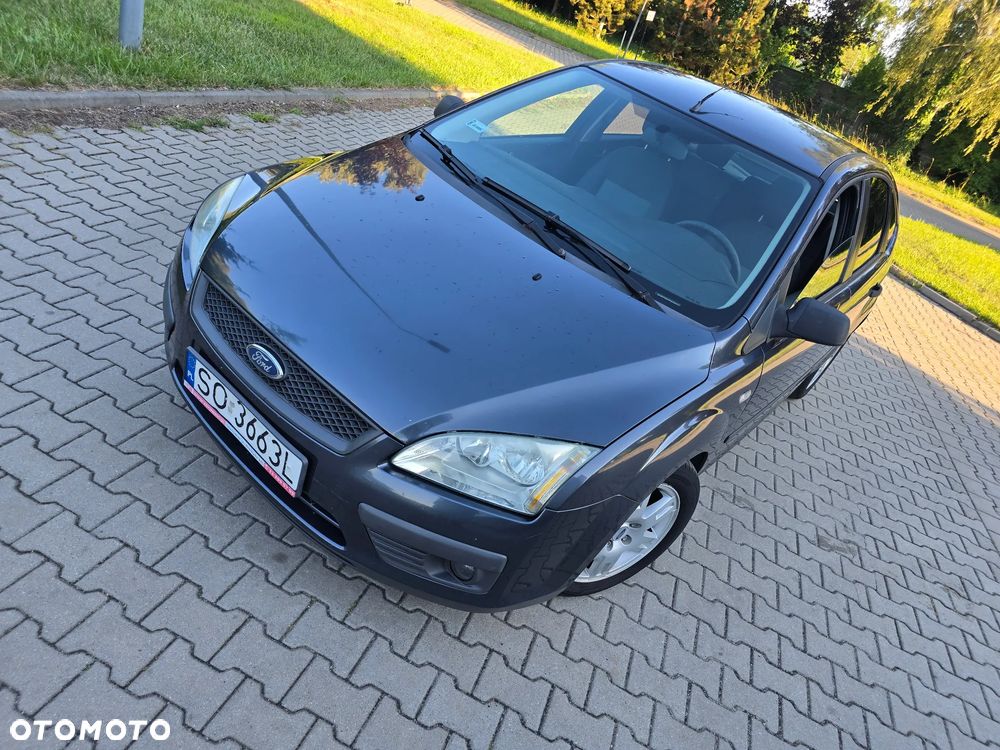 Ford Focus 1.6 Ambiente - 16