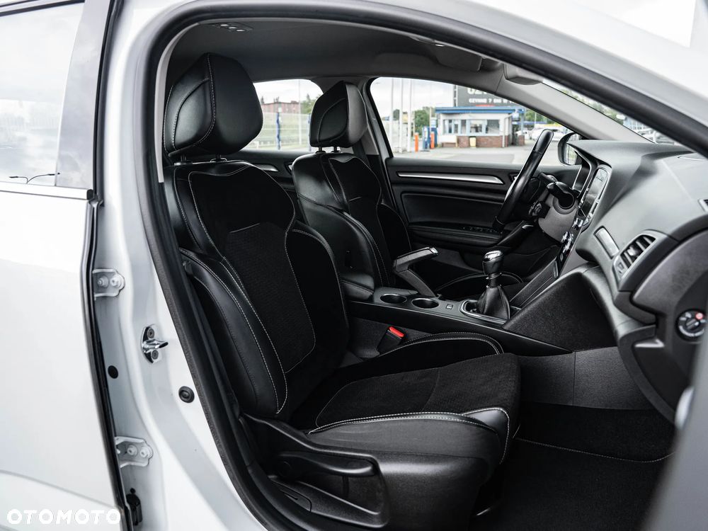 Renault Megane - 23