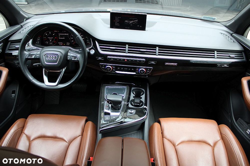 Audi Q7 - 18