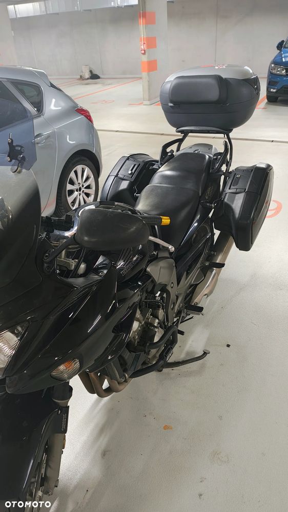 Honda CBF - 8