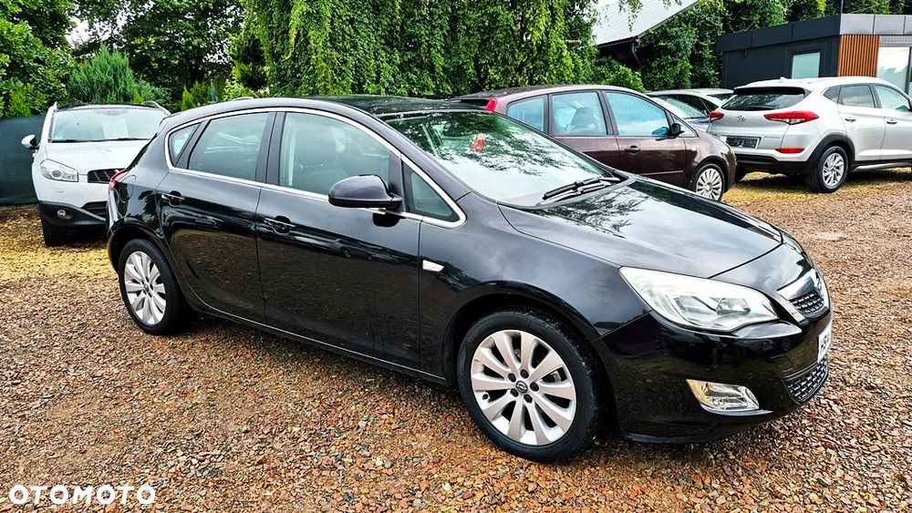 Opel Astra 1.4 T Cosmo - 9