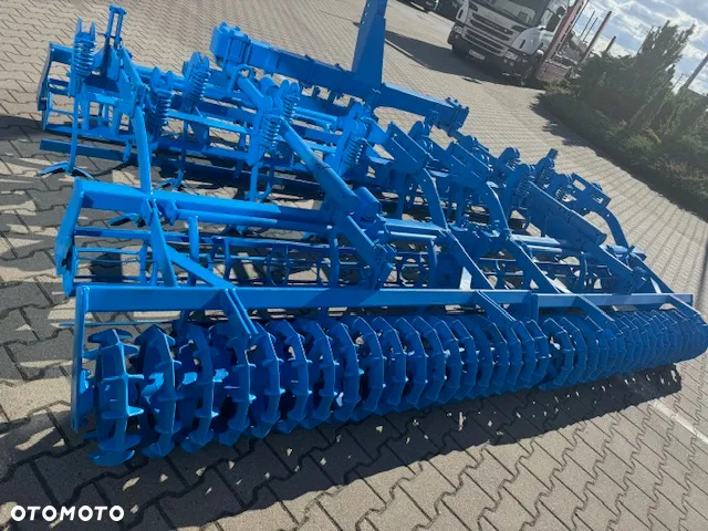 Lemken KOMPAKTOR S 400 - 2