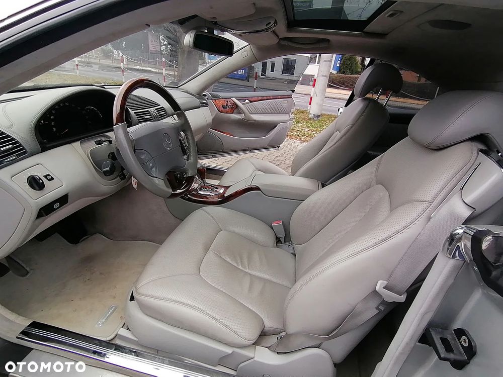 Mercedes-Benz CL 600 - 23