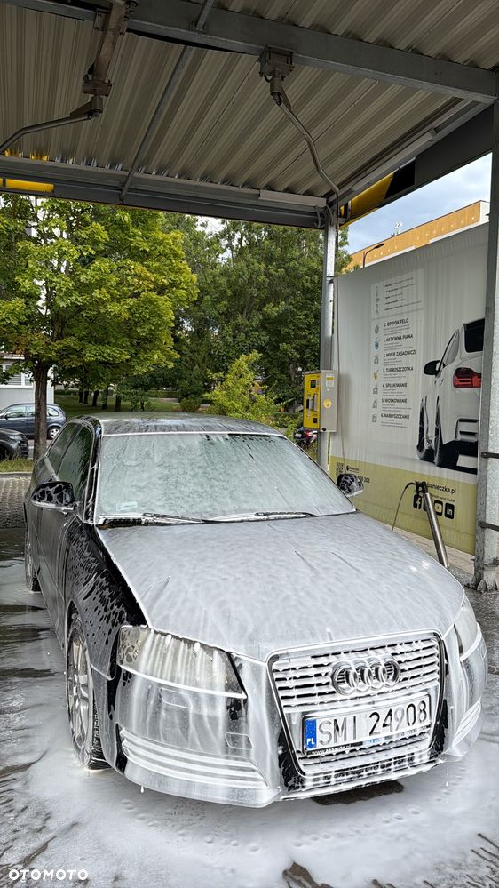 Audi A3 3-drzwiowe 1.6 TDI DPF Ambition - 6
