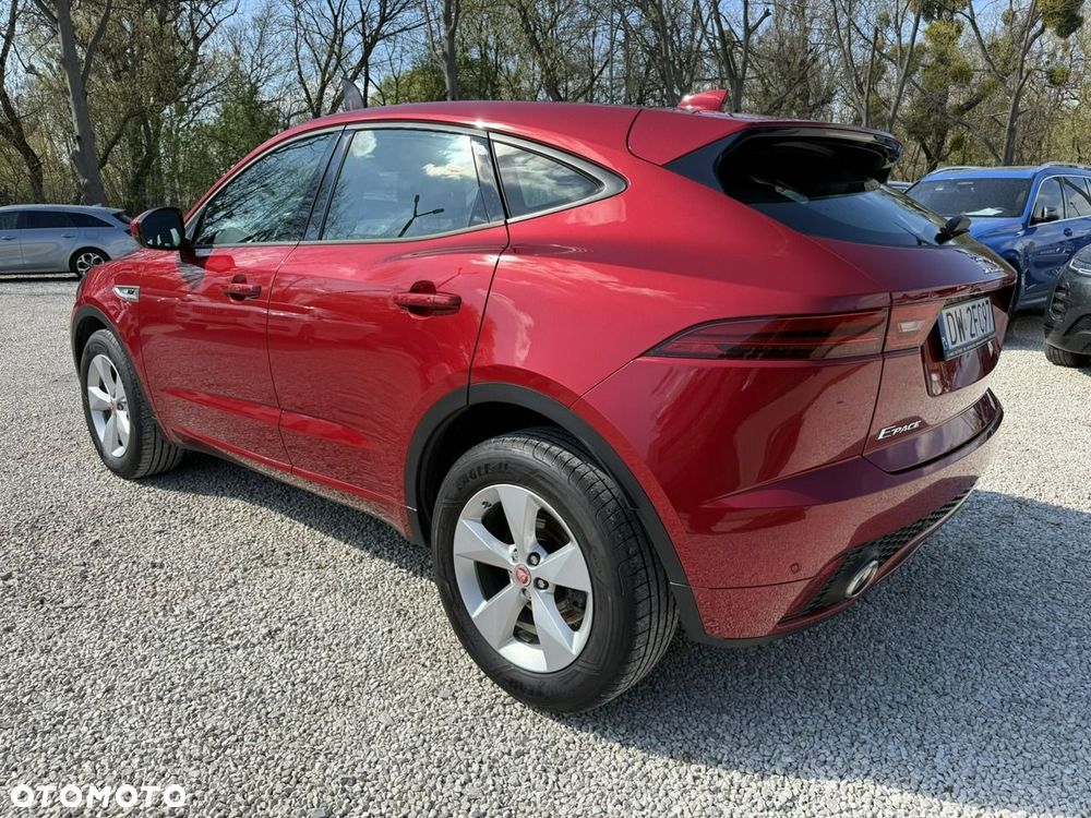 Jaguar E-Pace - 11