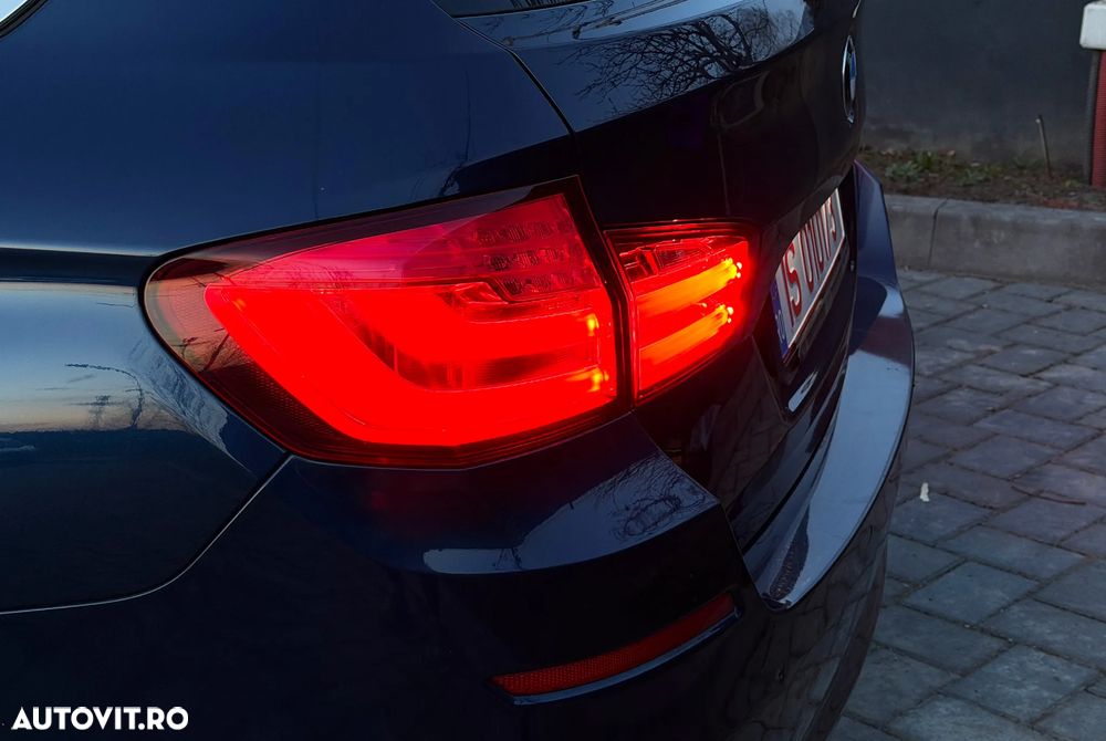 BMW Seria 5 520d Aut. - 23