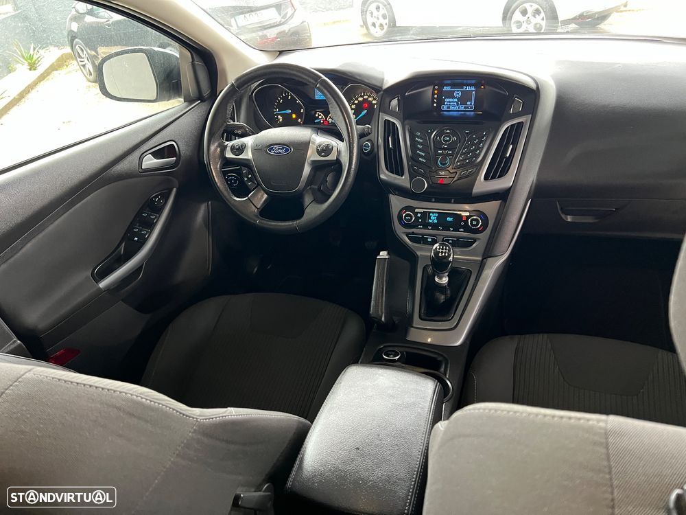 Ford Focus SW 1.6 TDCi Titanium Best - 11