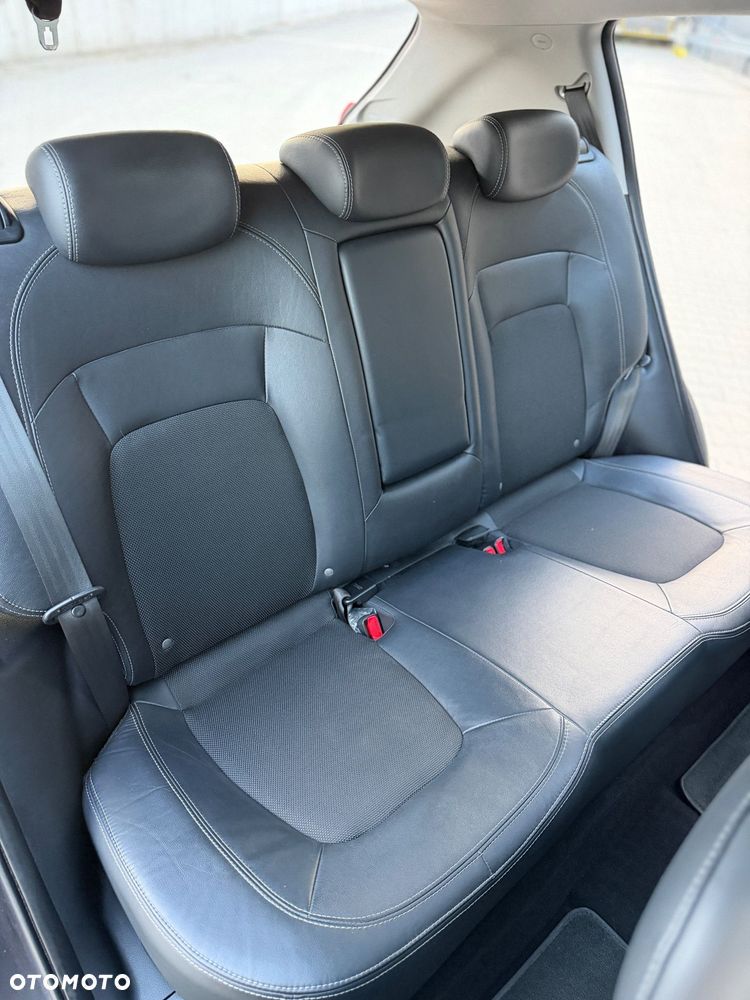 Kia Sportage 2.0 XL 2WD - 19