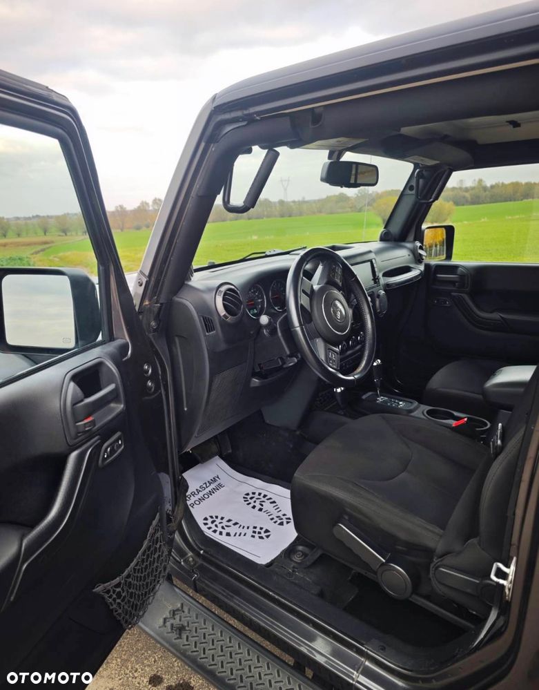 Jeep Wrangler - 7