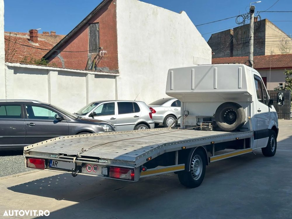 Mercedes-Benz Sprinter - 4