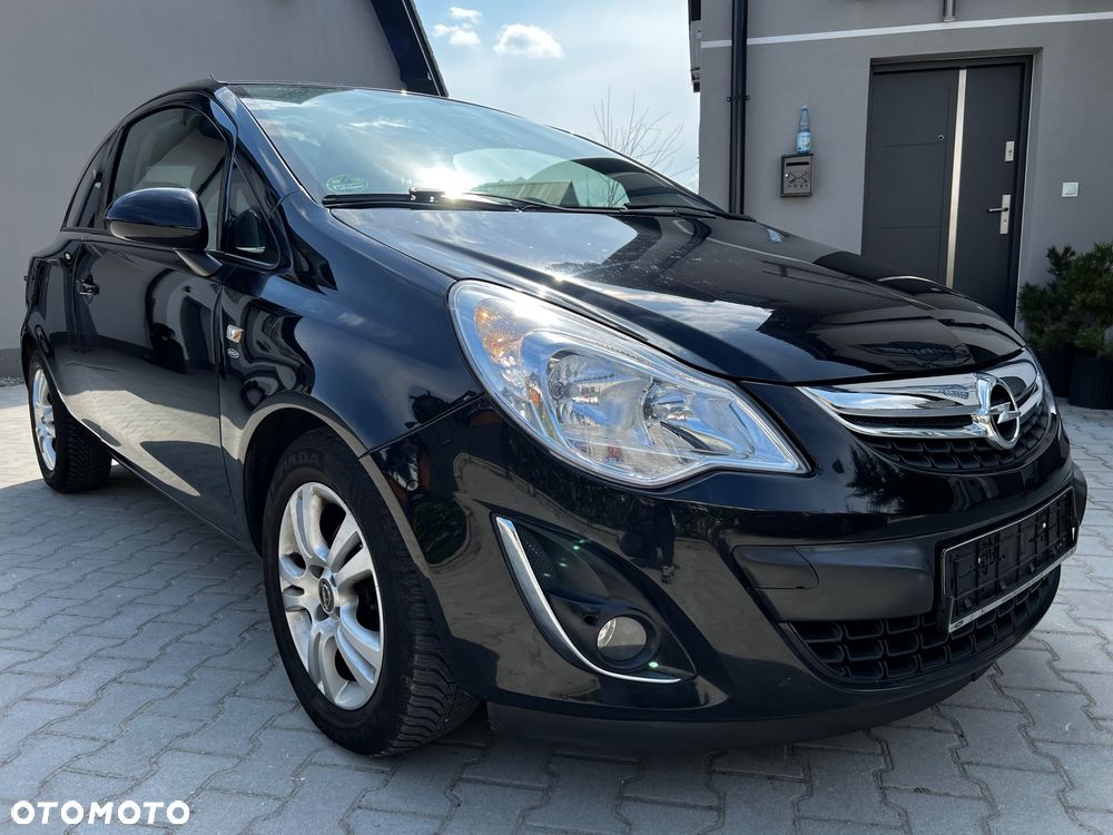Opel Corsa 1.4 16V Satellite - 11