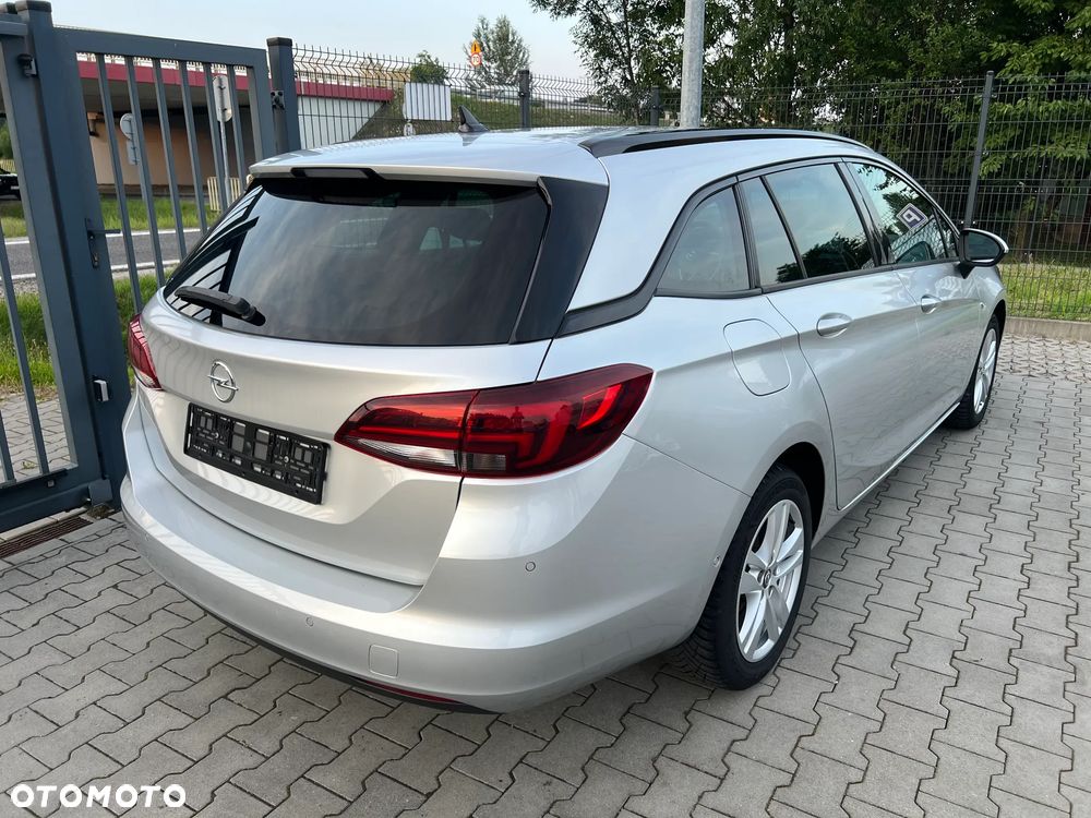 Opel Astra - 9