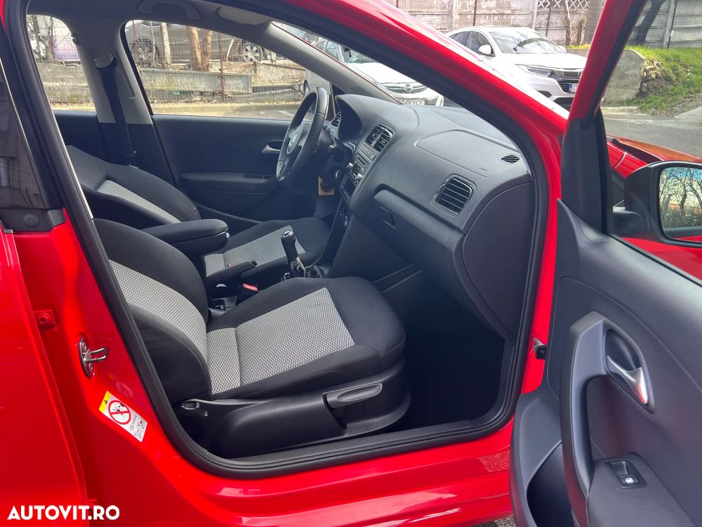 Volkswagen Polo 1.6 TDI DPF Trendline BlueMotion Technology - 25