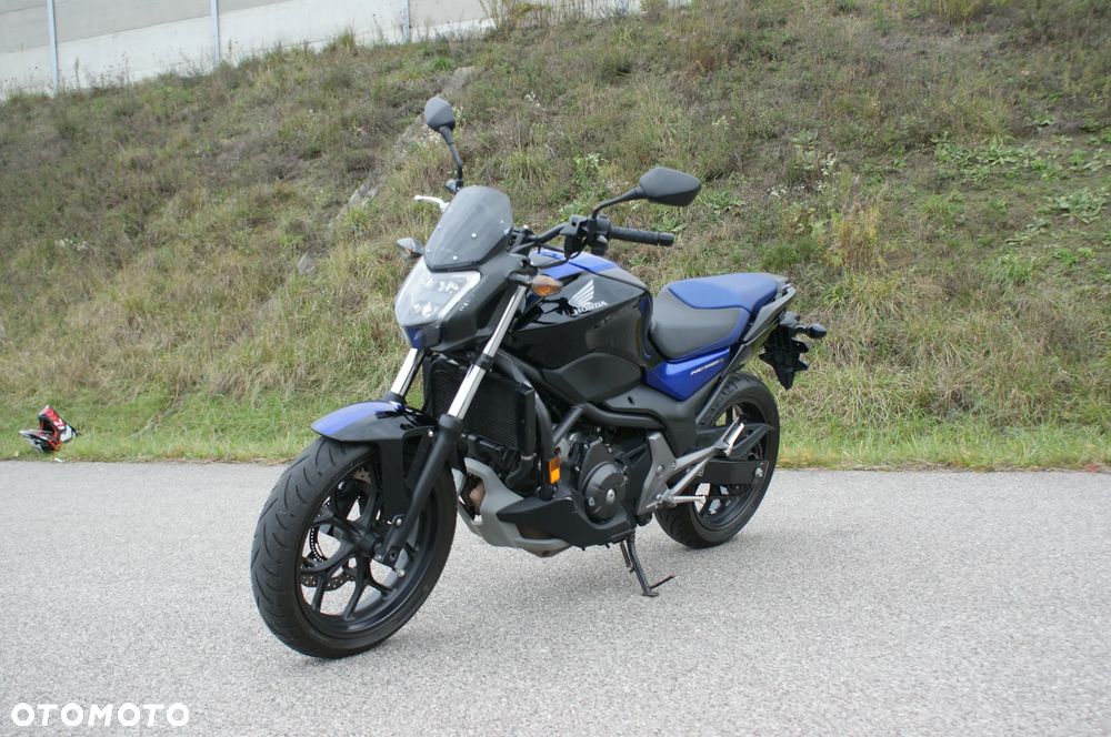 Honda NC - 15