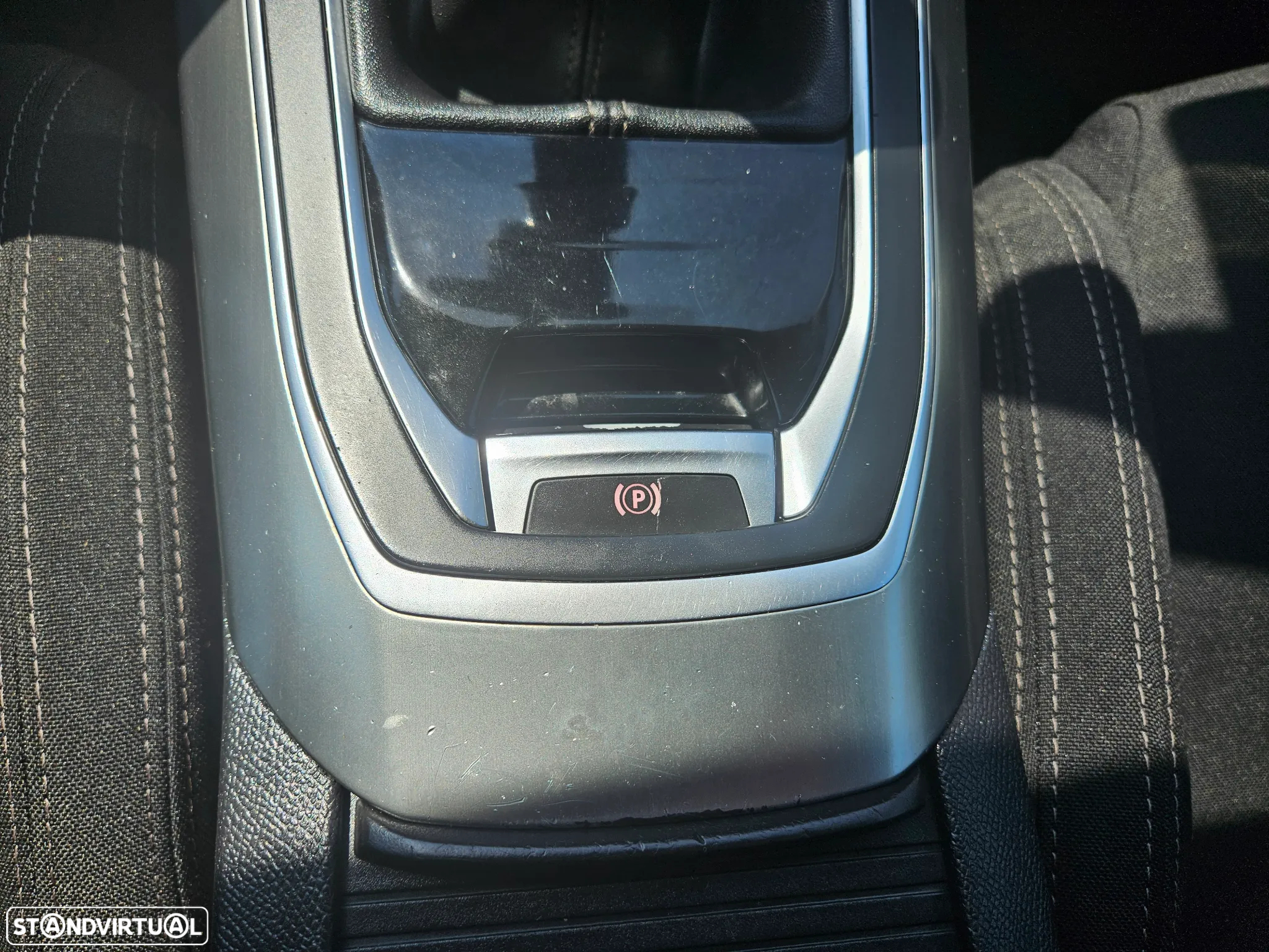 Peugeot 308 SW 1.6 e-HDi Active CVM6 - 32