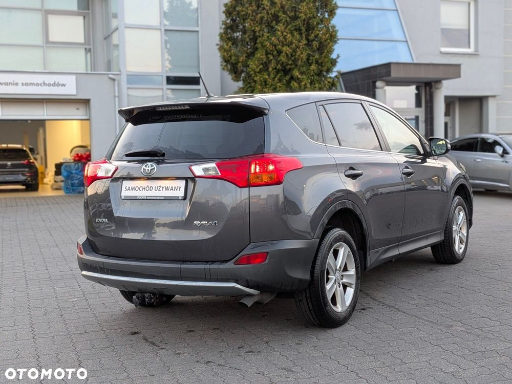 Toyota RAV4 2.0 D-4D Premium 4x2 - 4