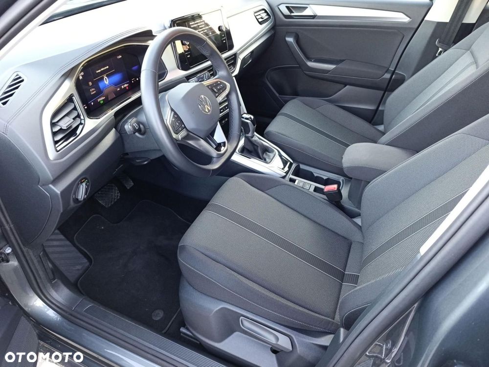 Volkswagen T-Roc - 10