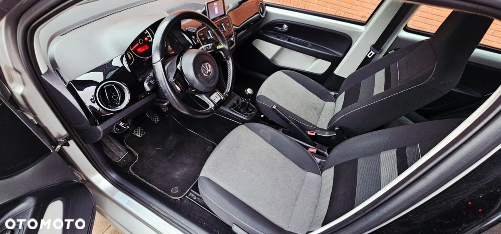 Volkswagen up! club - 5
