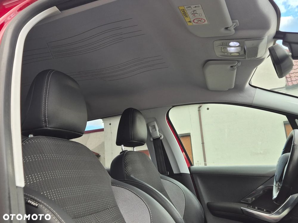 Peugeot 2008 BlueHDi FAP 120 STOP & START Allure - 17