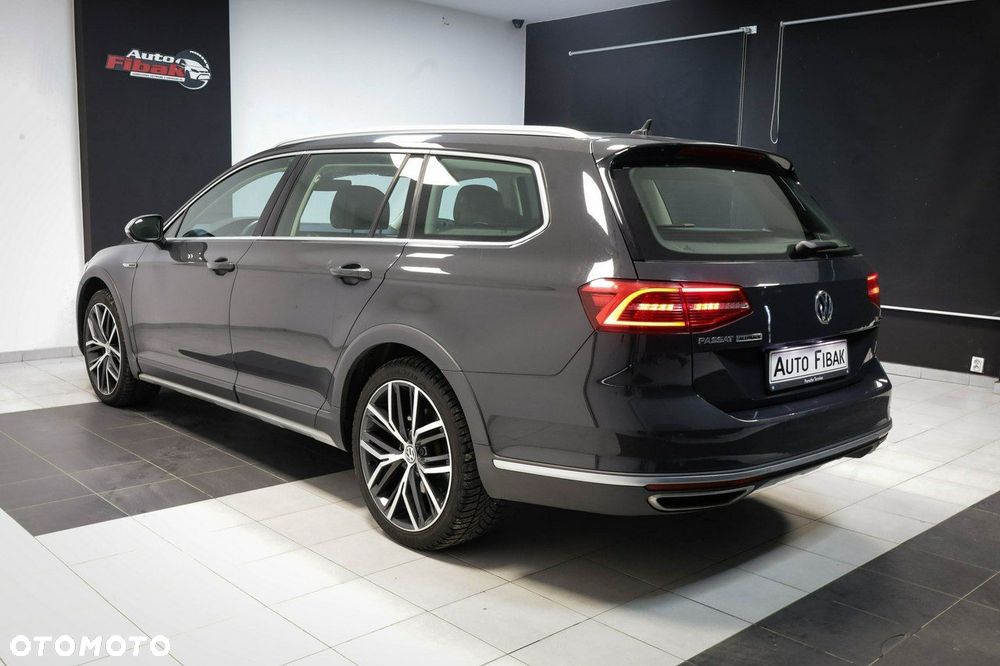Volkswagen Passat - 9
