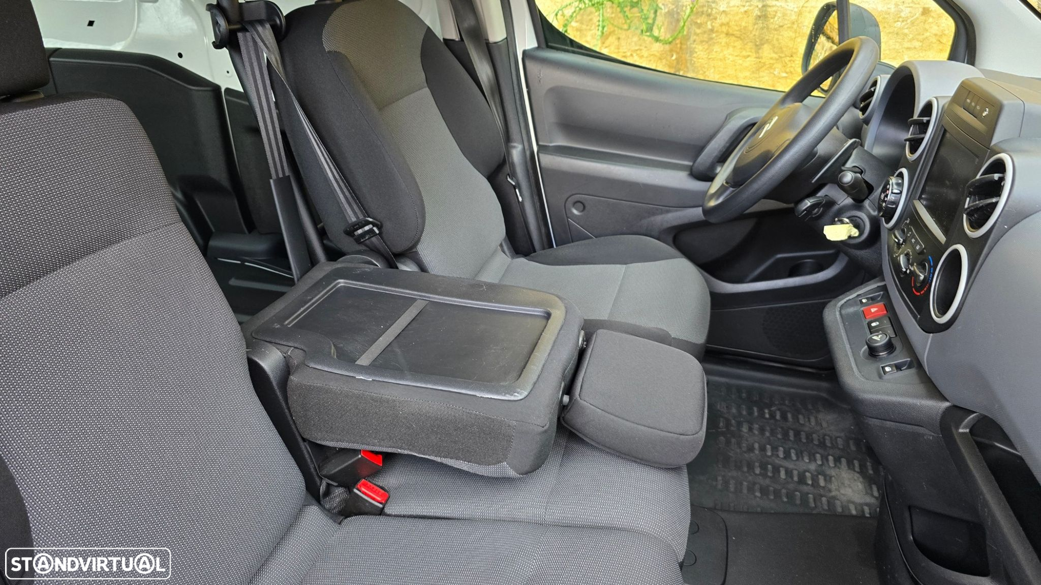 Citroën Berlingo 1.6 BlueHDi L1 - 37