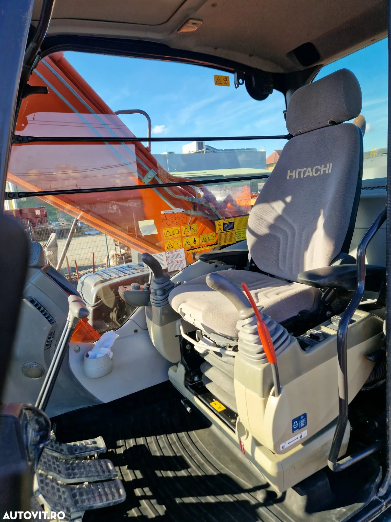 Hitachi ZX 290LCN-5B - 5