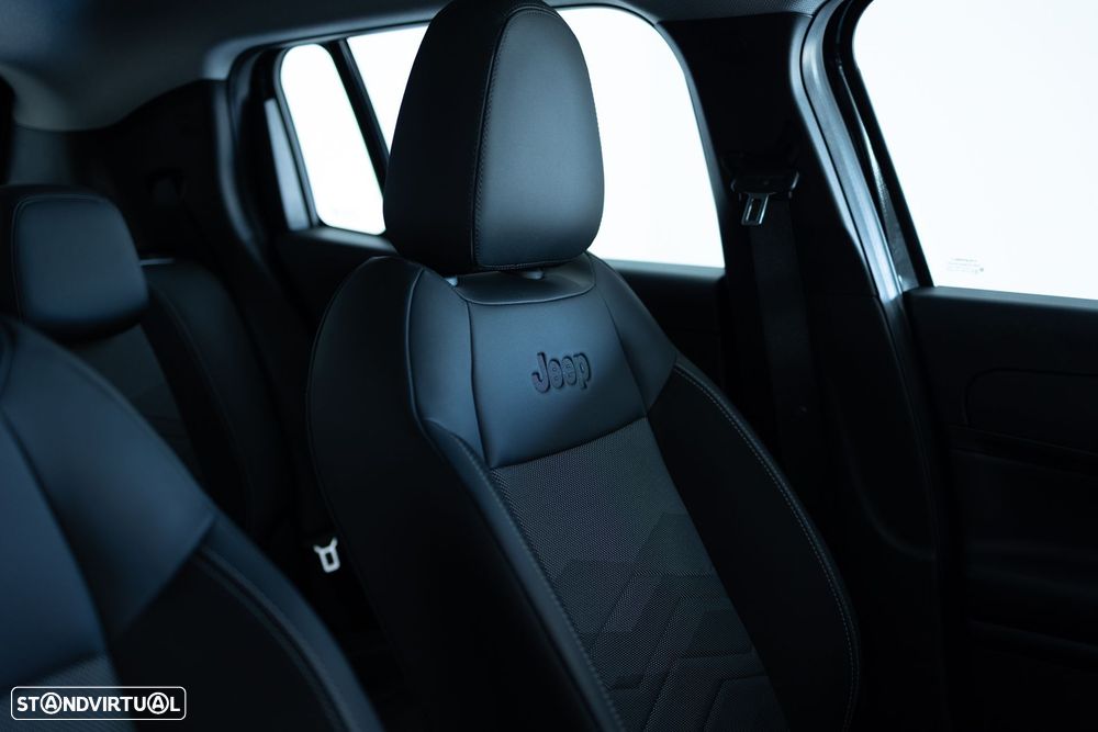 Jeep Avenger 54 kWh Altitude - 46