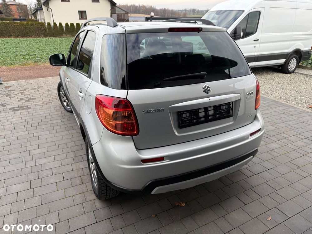 Suzuki SX4 - 8