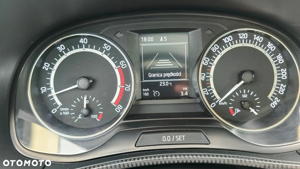 Skoda Fabia 1.2 TSI Monte Carlo - 15