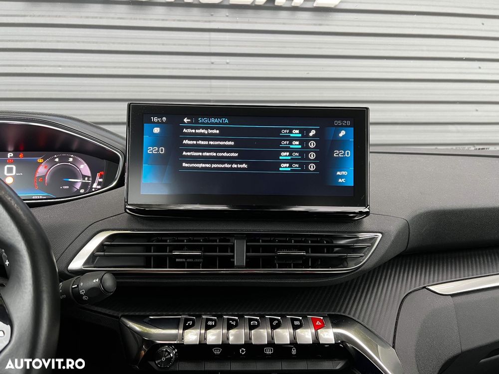 Peugeot 3008 BlueHDi 130 Stop & Start EAT8 Active - 16
