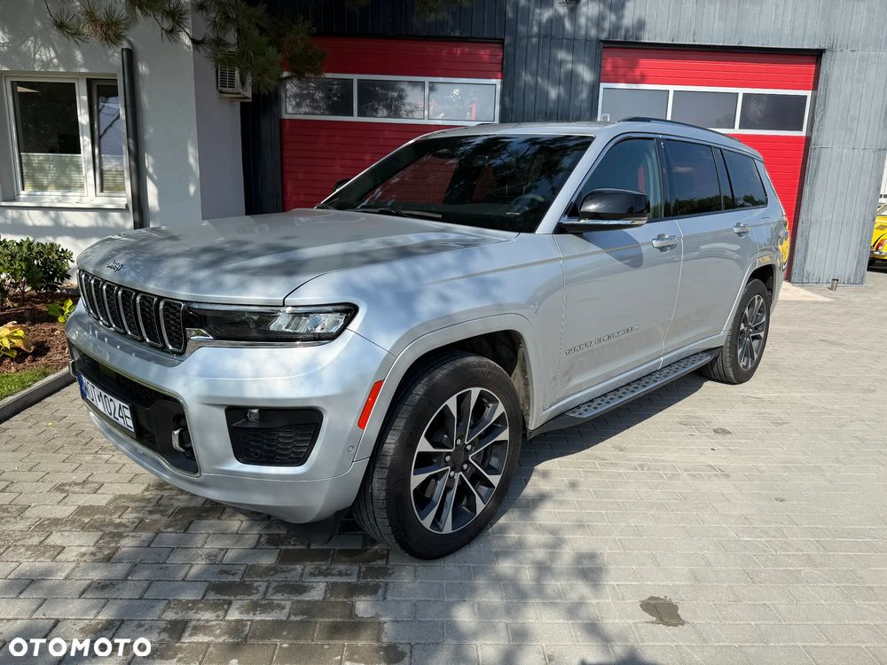 Jeep Grand Cherokee - 31
