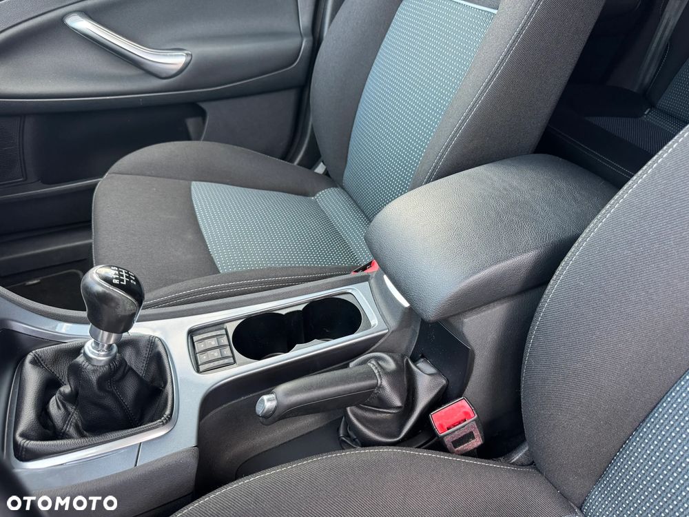 Ford Mondeo 2.0 TDCi Business Edition - 22