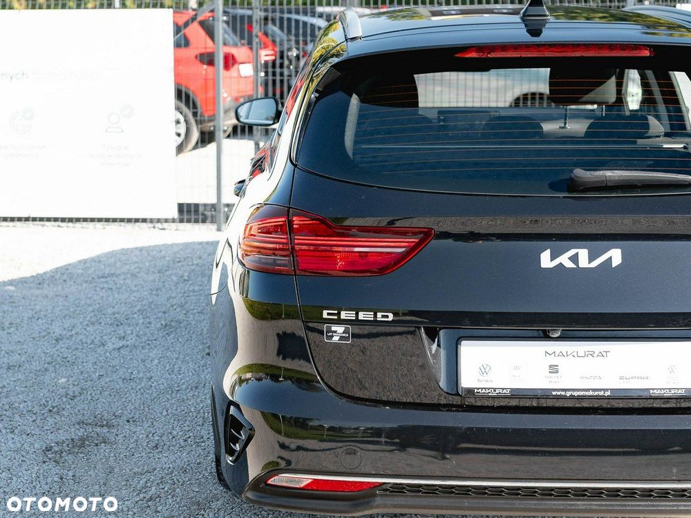 Kia Ceed 1.5 T-GDI M DCT - 11