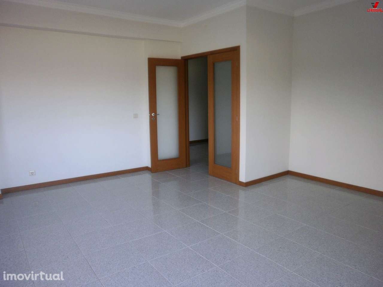 Apartamento, para arrendamento, Vila Nova de Gaia - Mafamude - Grande imagem: 5/9